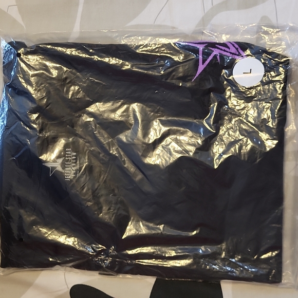 NEW Jeffree Star Fashion Spider Graphic Tee Unisex Large Web Cosmetics - Picture 6 of 6